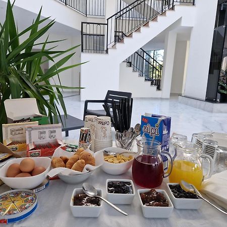 The Honeycomb Boutique Hotel ゴーレム エクステリア 写真