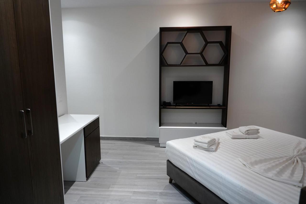 The Honeycomb Boutique Hotel ゴーレム エクステリア 写真