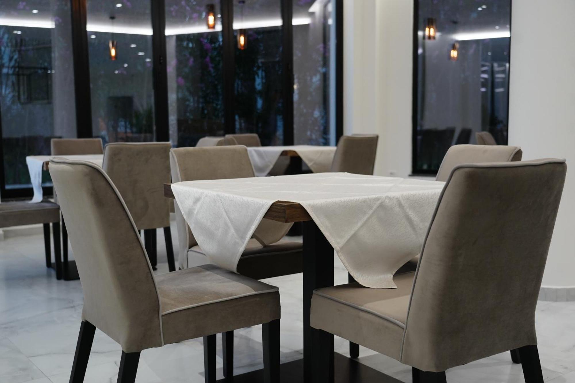 The Honeycomb Boutique Hotel ゴーレム エクステリア 写真