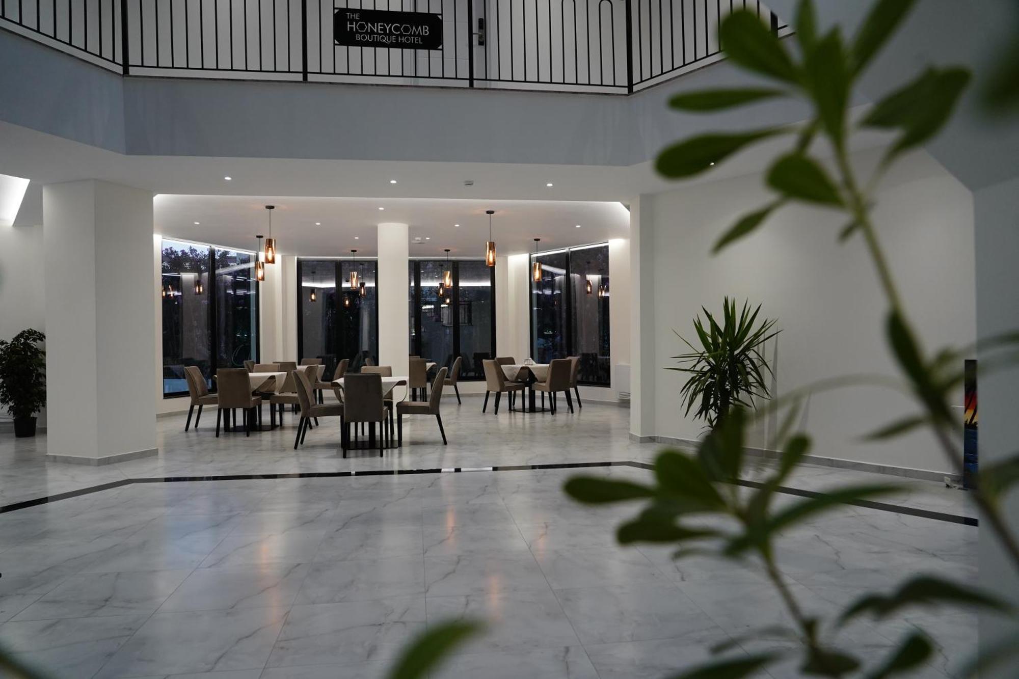 The Honeycomb Boutique Hotel ゴーレム エクステリア 写真