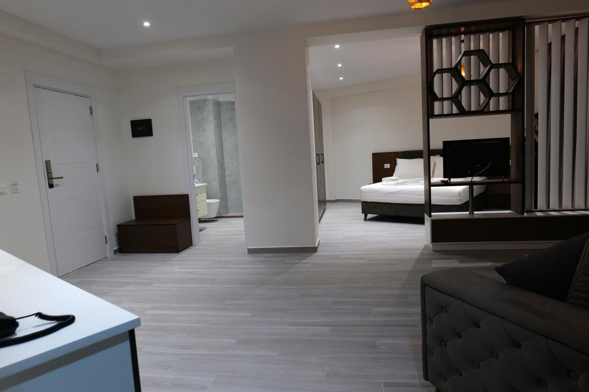 The Honeycomb Boutique Hotel ゴーレム エクステリア 写真