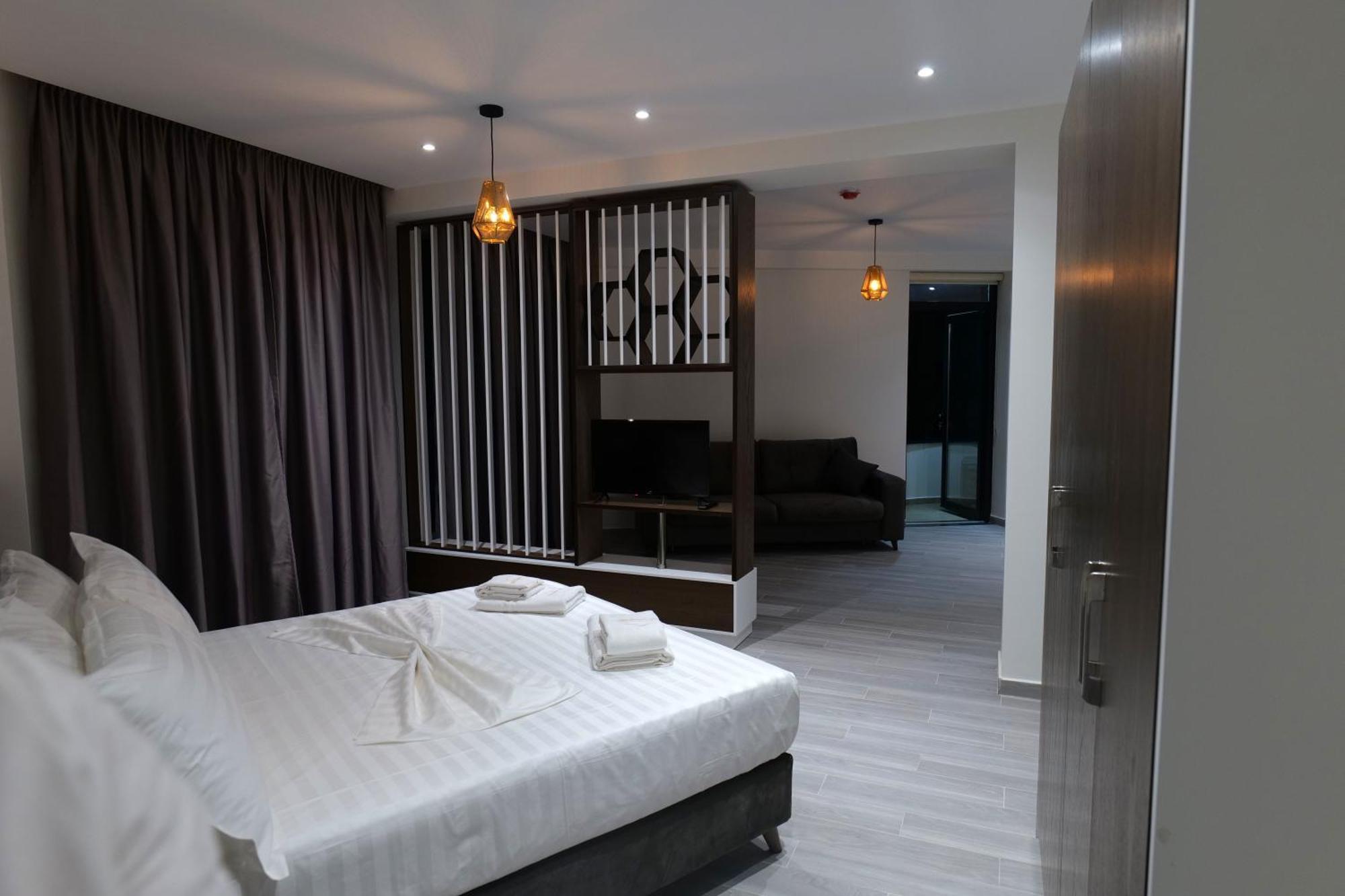 The Honeycomb Boutique Hotel ゴーレム エクステリア 写真