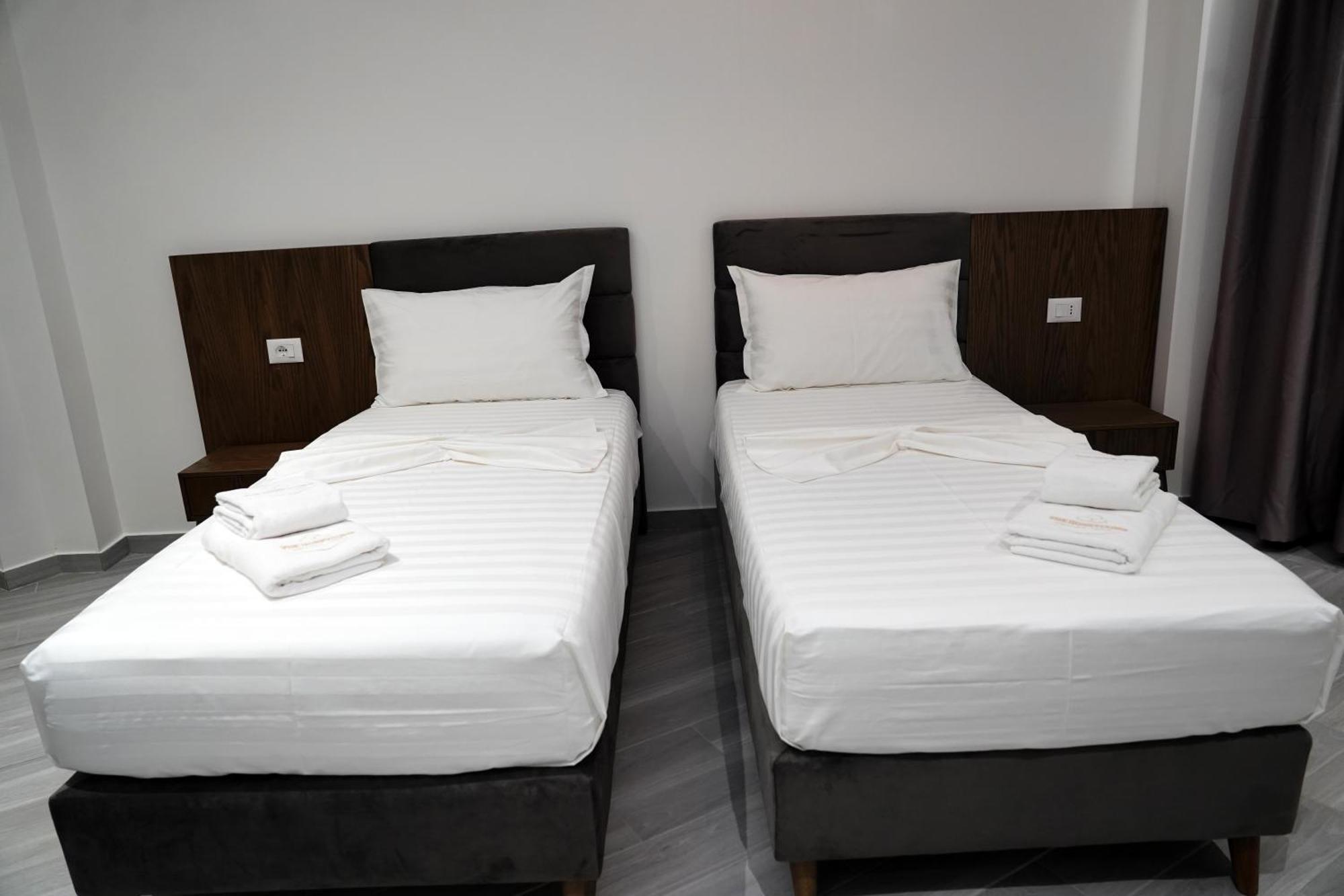 The Honeycomb Boutique Hotel ゴーレム エクステリア 写真
