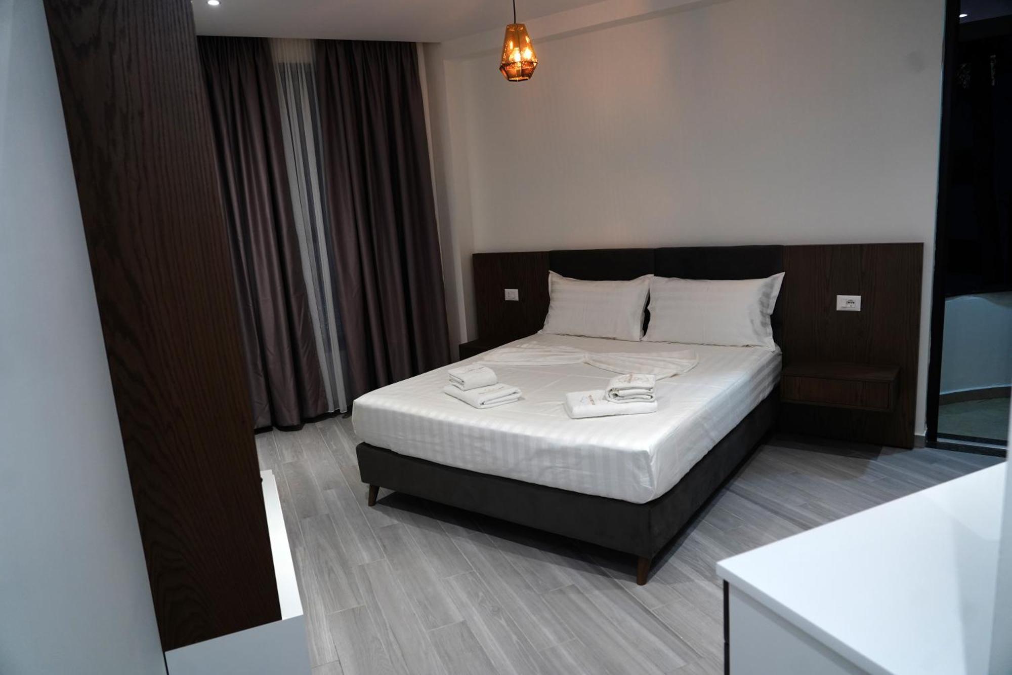 The Honeycomb Boutique Hotel ゴーレム エクステリア 写真