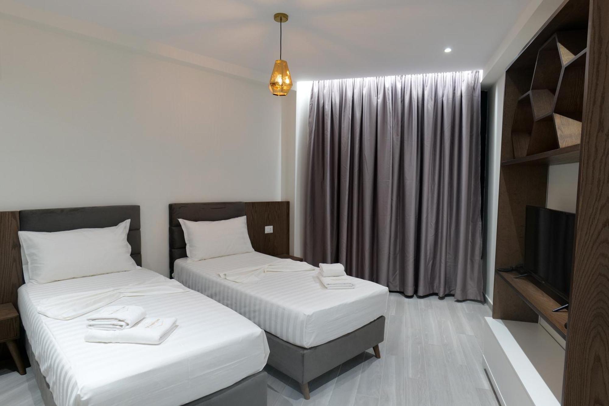 The Honeycomb Boutique Hotel ゴーレム エクステリア 写真