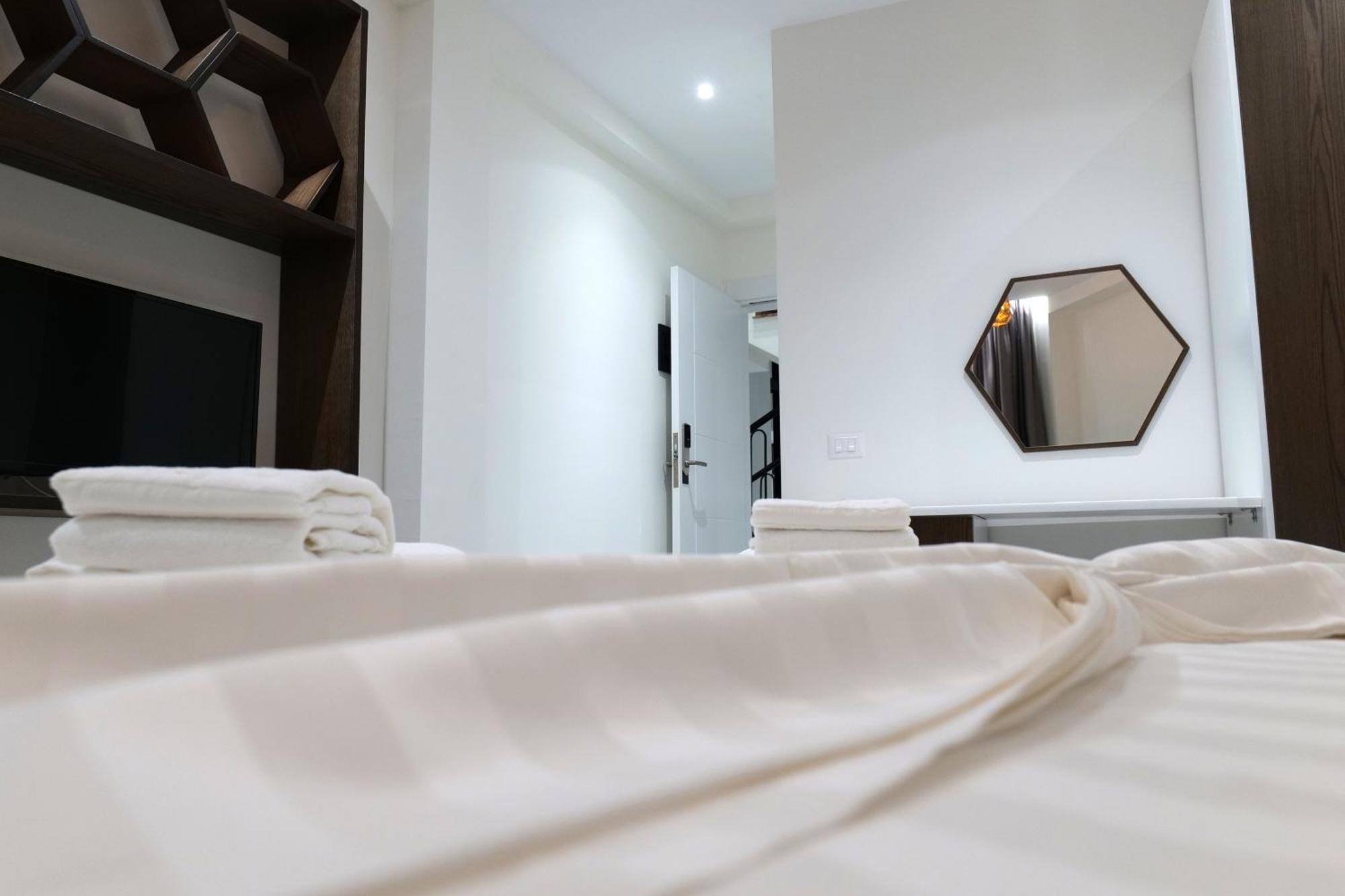 The Honeycomb Boutique Hotel ゴーレム エクステリア 写真