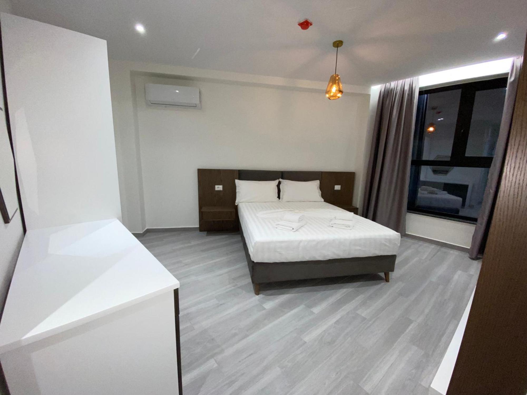 The Honeycomb Boutique Hotel ゴーレム エクステリア 写真