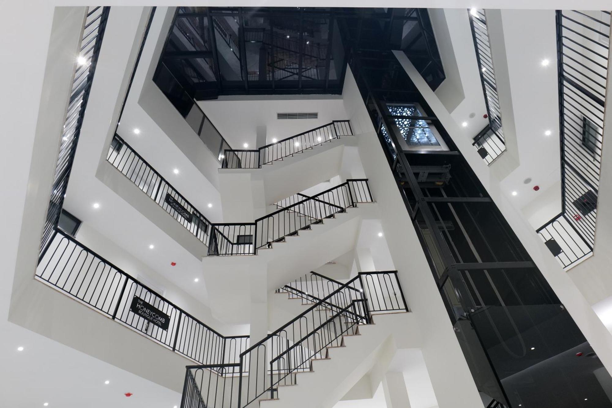 The Honeycomb Boutique Hotel ゴーレム エクステリア 写真