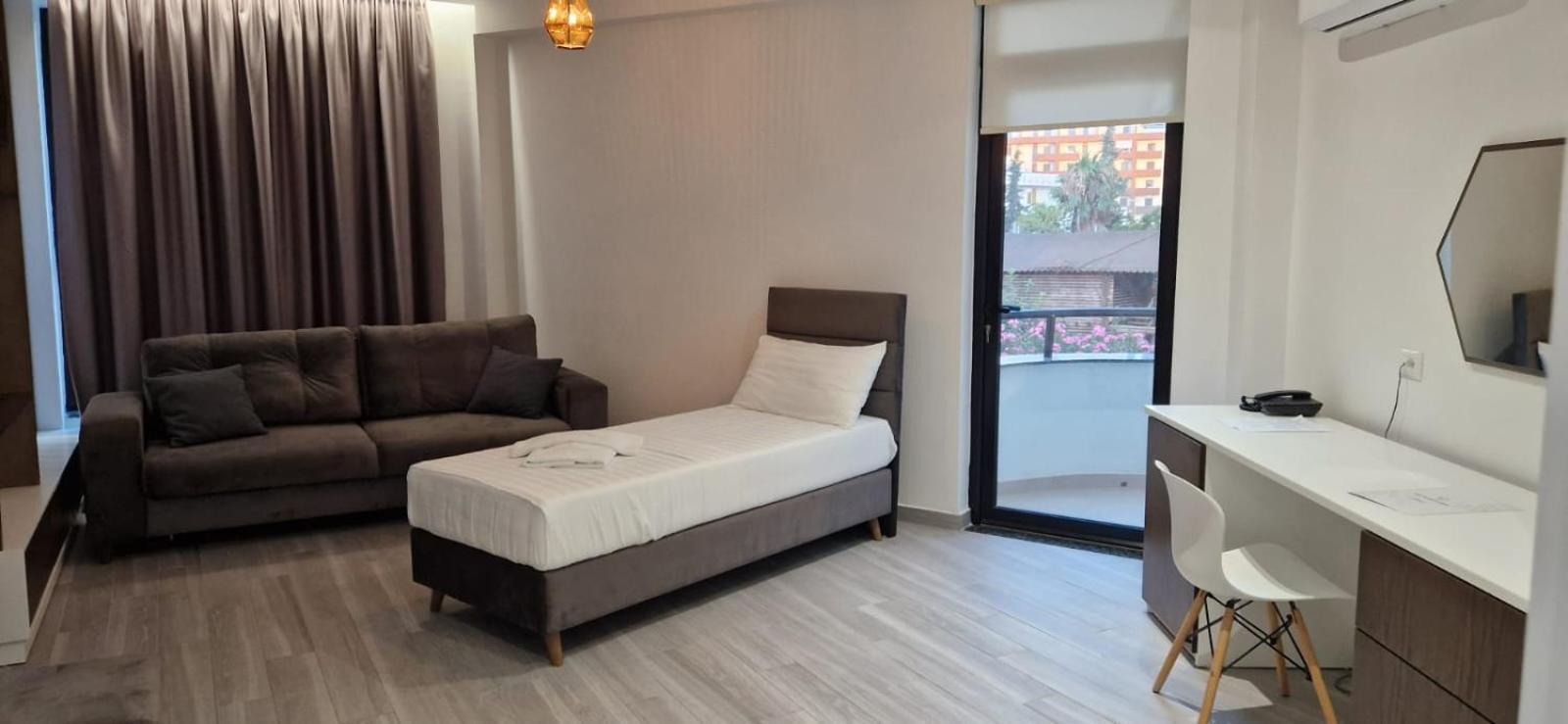 The Honeycomb Boutique Hotel ゴーレム エクステリア 写真